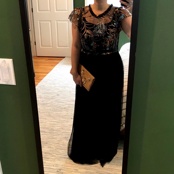 Dresses & Skirts - NWT Carla Conti Evening Dress